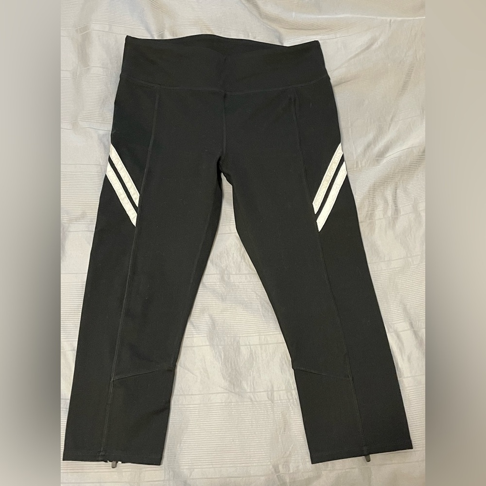 Fabletics women’s capri leggings size medium
